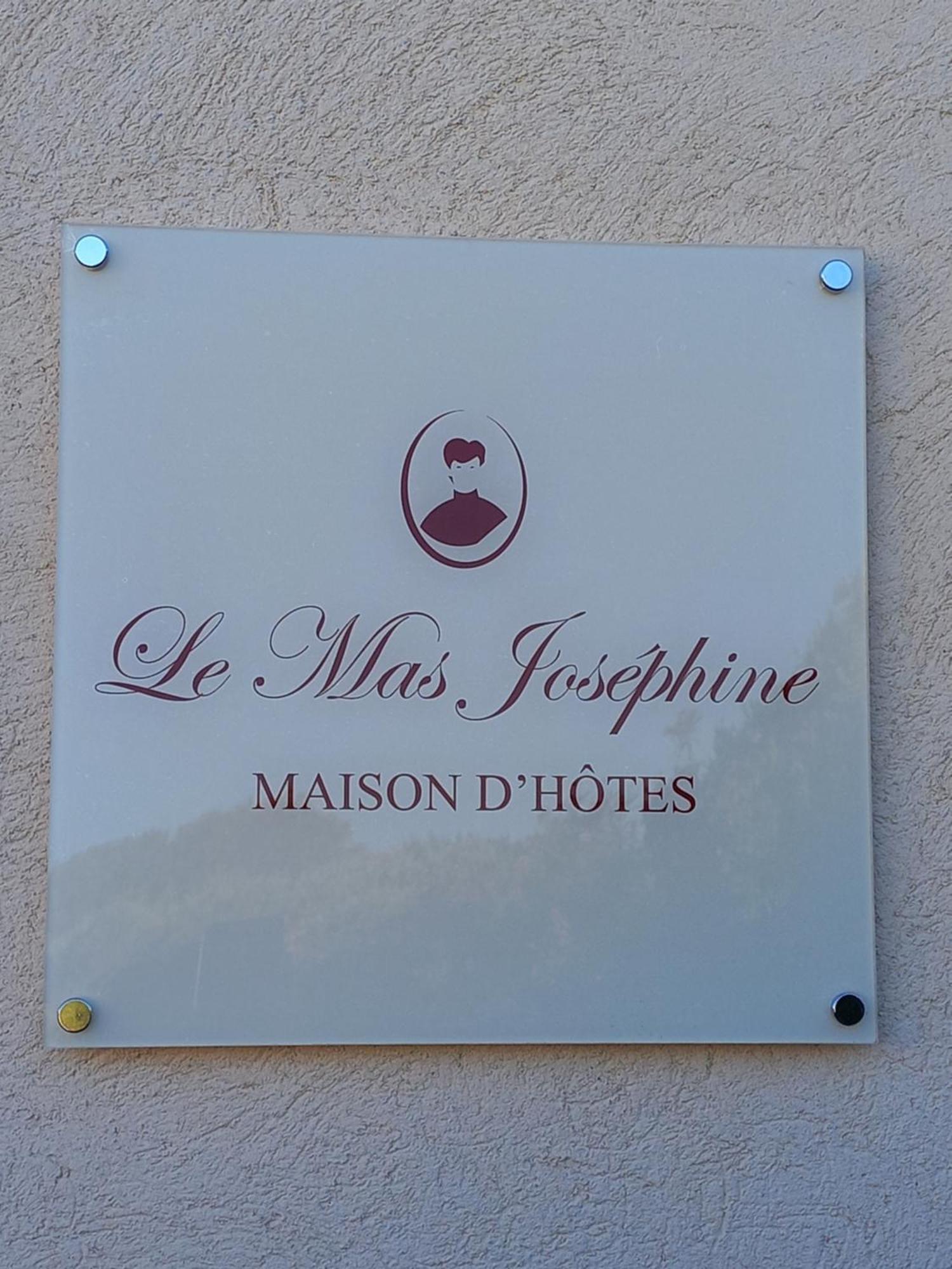 Le Mas Joséphine Saint-Rémy-de-Provence Esterno foto